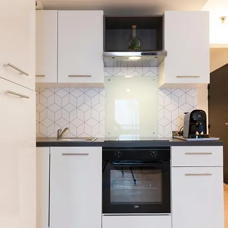 Le Parfait De Jean Lamour - Avec Parking Prive